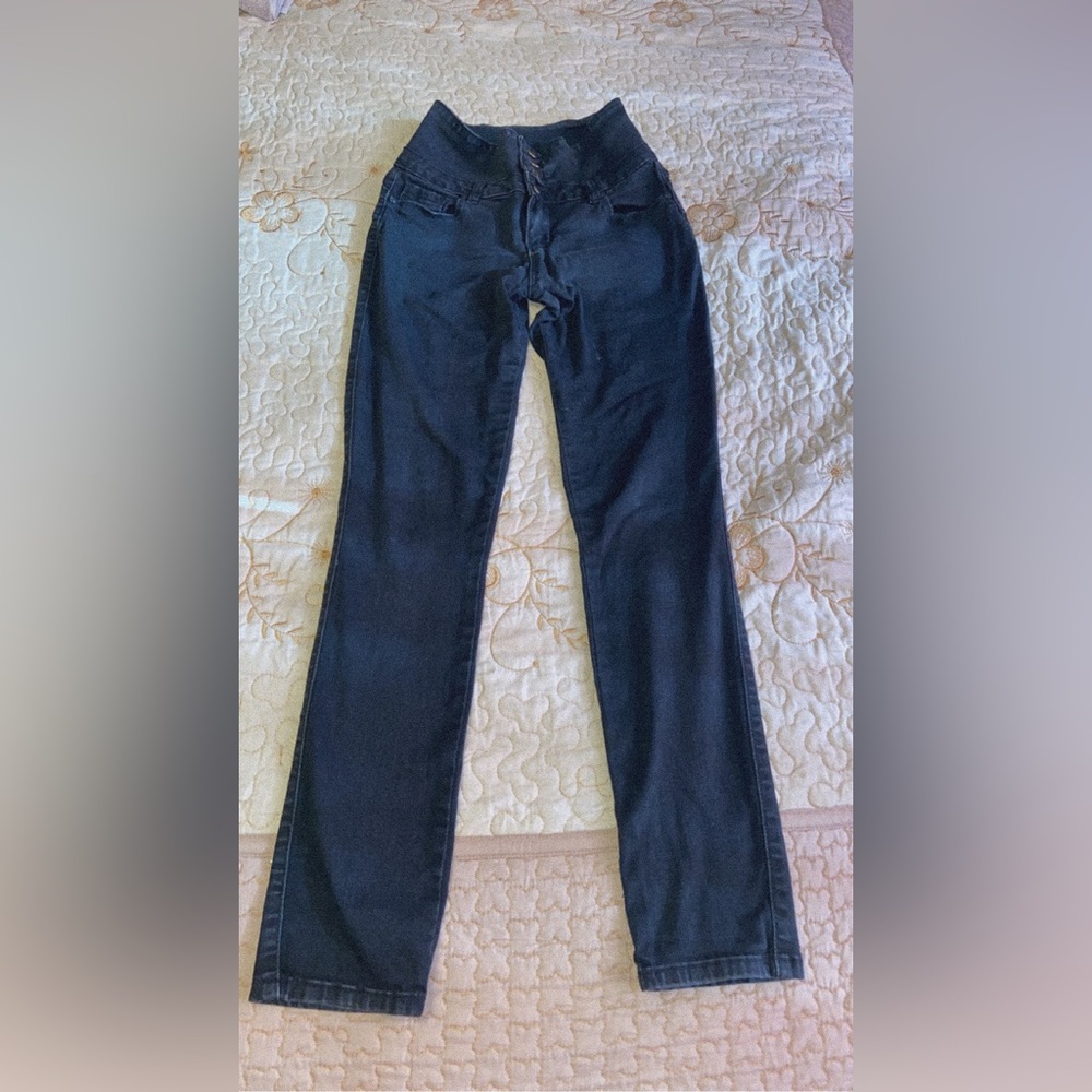 Skinny high waisted black jeans